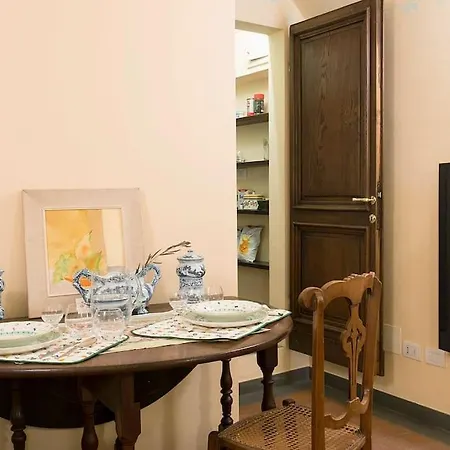 Il Rifugio Di Michelangelo.firenze,ponte Vecchio. * Φλωρεντία