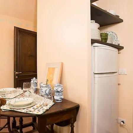 Il Rifugio Di Michelangelo.firenze,ponte Vecchio. Φλωρεντία